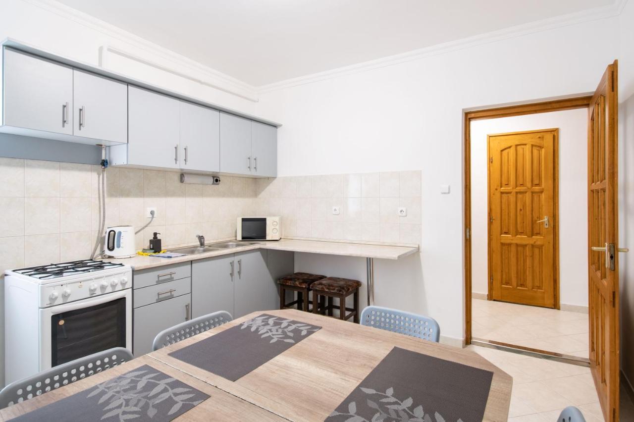 Lux Apartmanok Hajduszoboszlo Ngoại thất bức ảnh