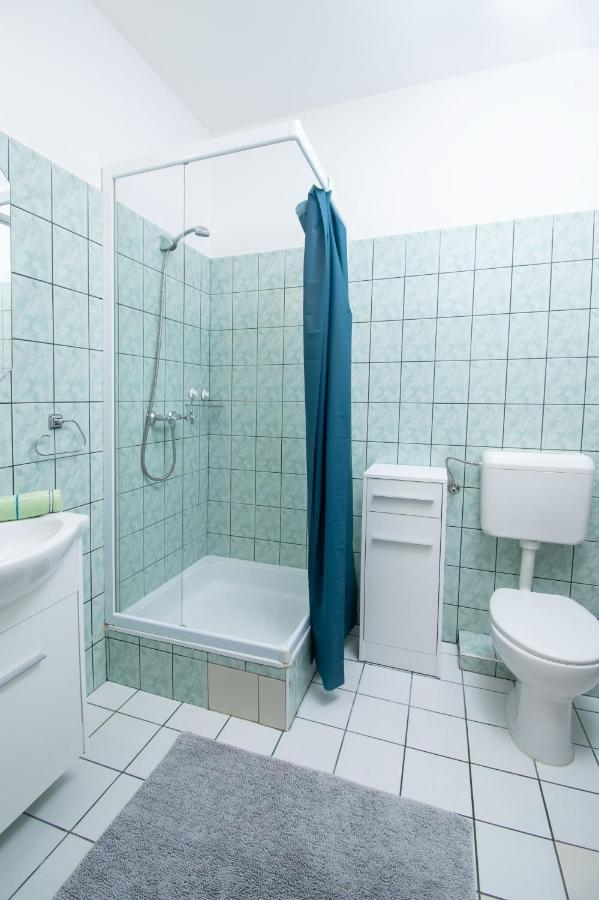 Lux Apartmanok Hajduszoboszlo Ngoại thất bức ảnh